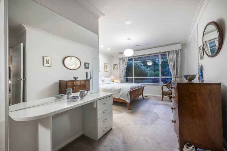 House For Sale in South Canberra, Australian Capital Territory