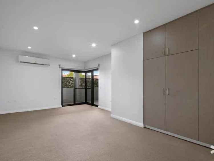 Apartment For Sale in City of Stirling, Western Australia