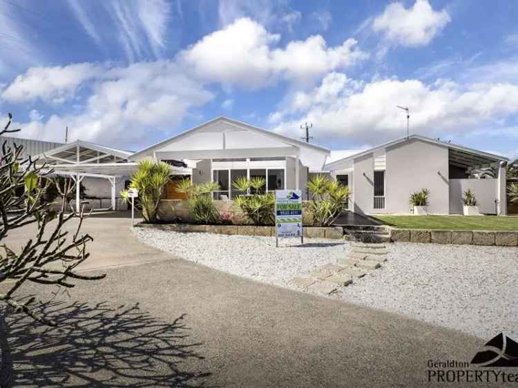 4 Bedroom, 2 Bathroom Home in Tarcoola Beach