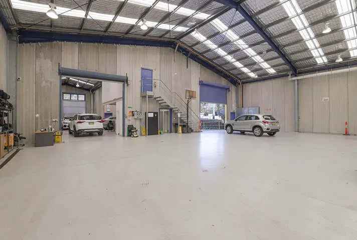 Modern High Clearance Freestanding Warehouse Botany 785 sqm