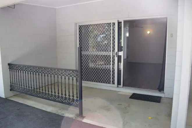 Apartment For Sale in Cairns, Queensland