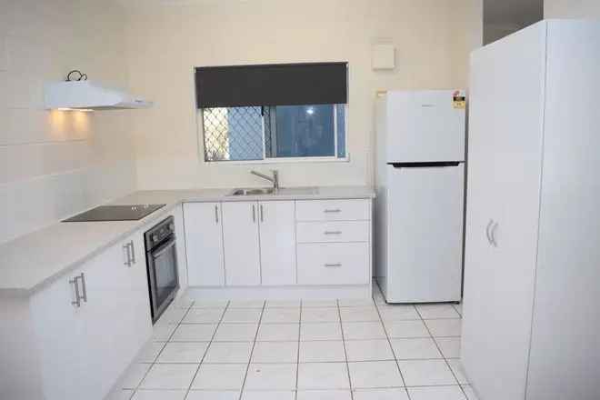 Apartment For Sale in Cairns, Queensland