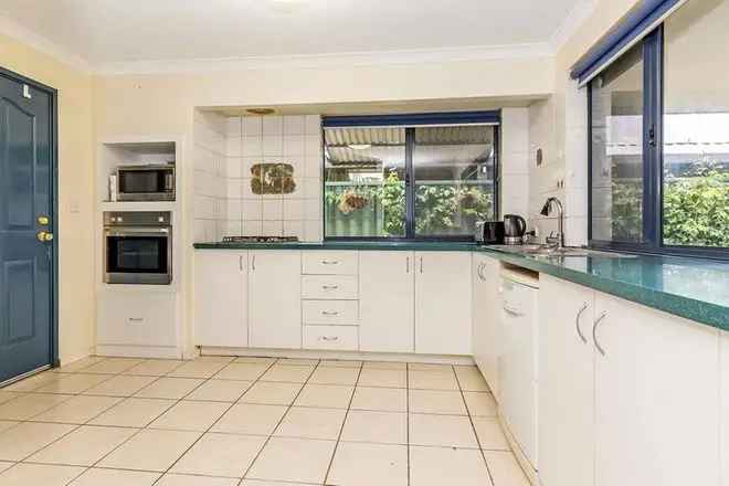 House For Rent in City of Wanneroo, Western Australia