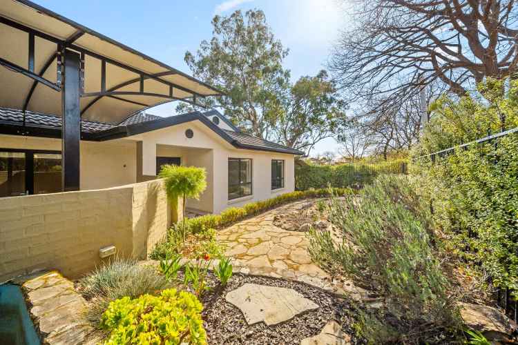 House For Sale in South Canberra, Australian Capital Territory