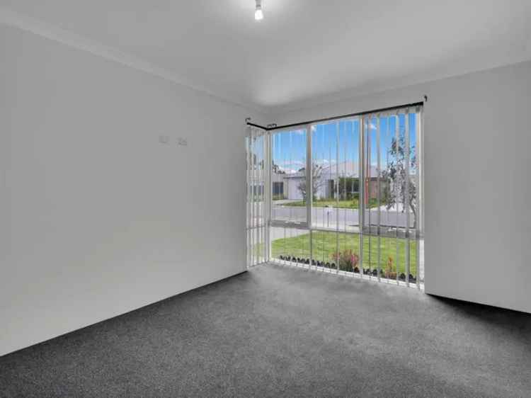 Refurbished 4 Bedroom Home in Baldivis