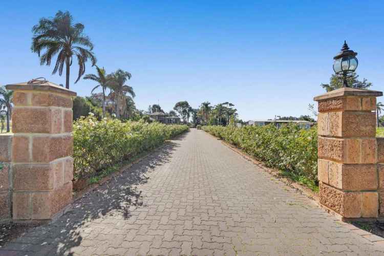 Acreage For Sale in Harvey, Western Australia