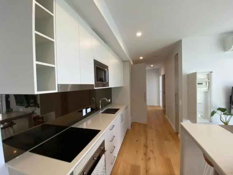 UNFURNISHED 2 Bedroom Apartment in West Perth