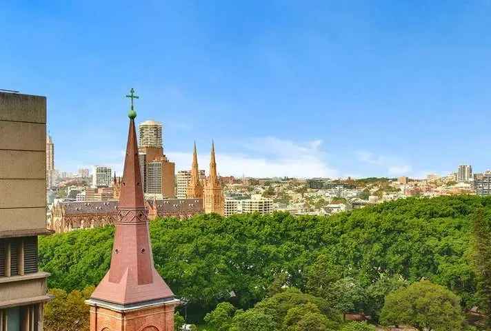 Fitted-out and Furnished suite in Sydney's Legal Quarter