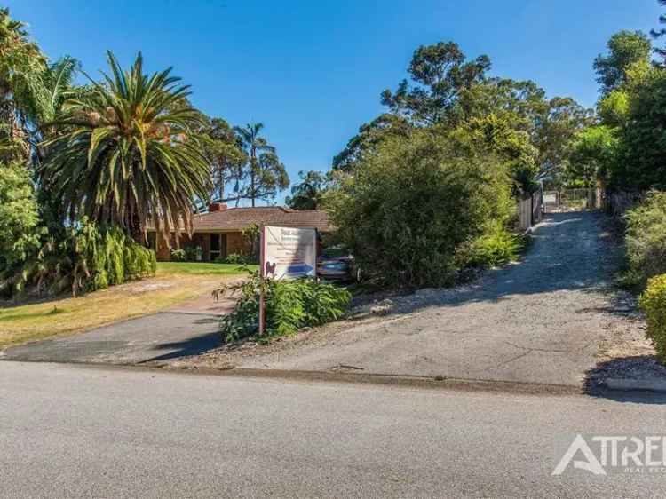 House For Sale in City of Canning, Western Australia