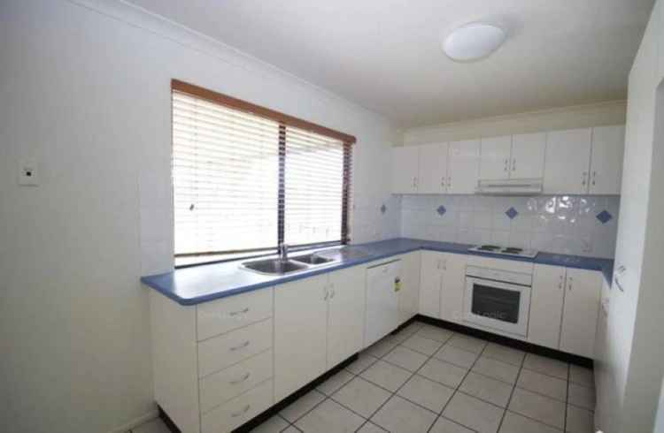 6 Savannah Drive, Moranbah QLD 4744 - House For Lease