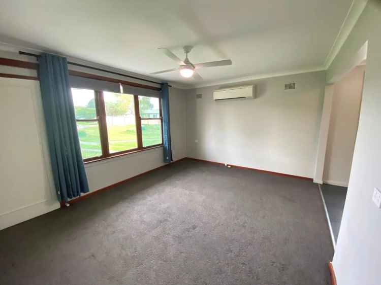 10 Redwood Place, Gateshead NSW 2290 - House For Sale