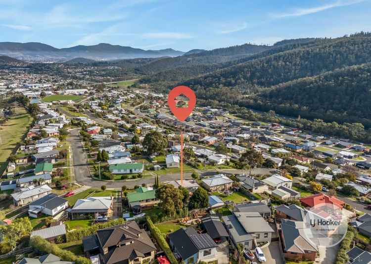 House For Sale in Hobart, Tasmania