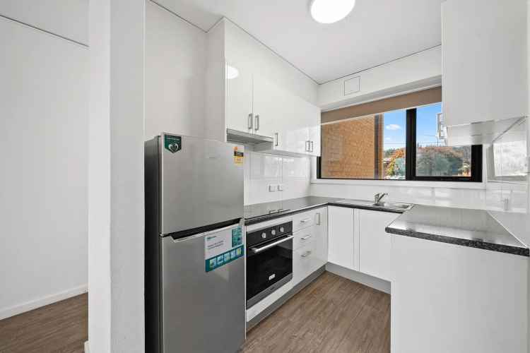 Apartment For Rent in District of Woden Valley, Australian Capital Territory