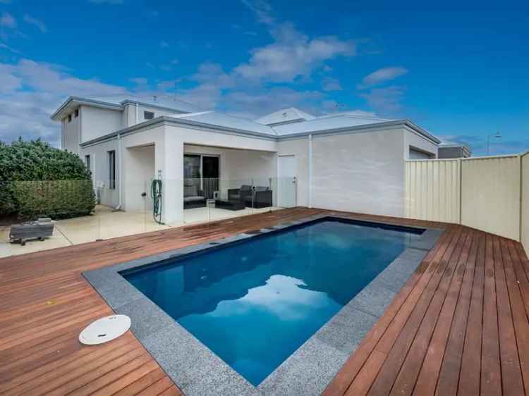 Double Story Delight in Burns Beach - Modern Family Home with Pool and Side Access