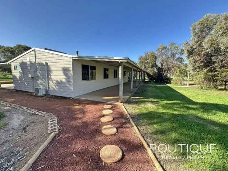 House For Sale in Port Denison, Western Australia