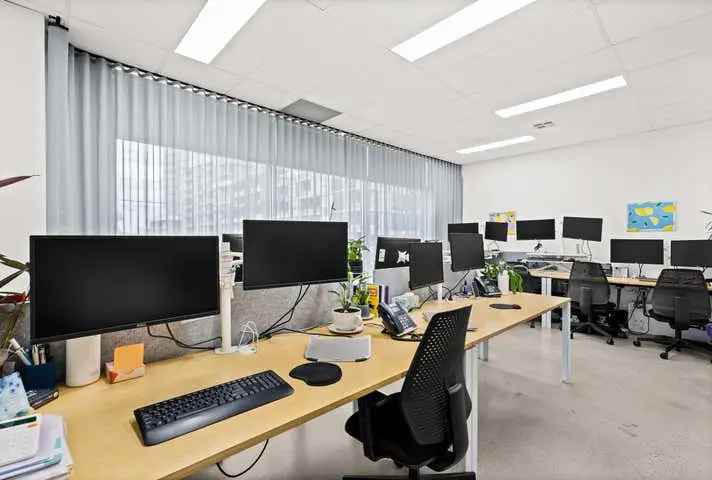 Corporate Office - Beautifully Fitted Out 