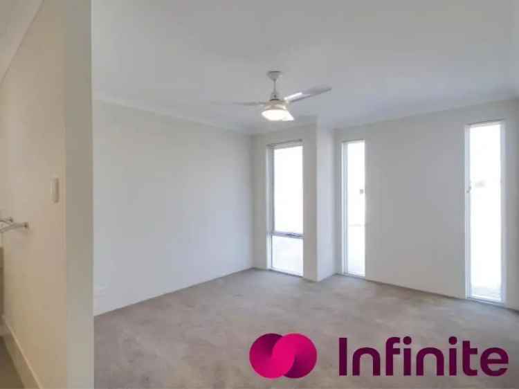 House For Rent in City of Cockburn, Western Australia