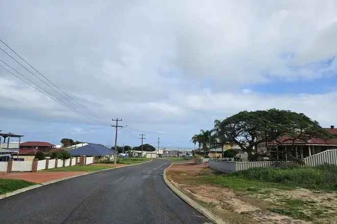 Land For Sale in Port Denison, Western Australia