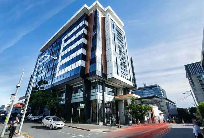 FORTITUDE VALLEY’S BEST SMALL SUITE TOWER