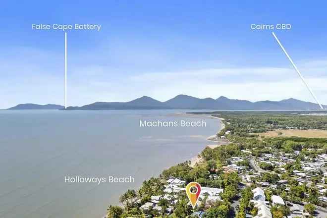 Beachside Haven in Holloways Beach - 3 Bedroom Home