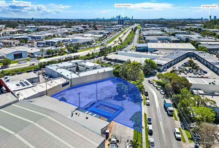 Rare Find - One of Burleigh's Last Remaining Industrial Land Lots