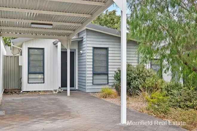 Modern Open Plan Unit in Leafy Little Grove Enclave