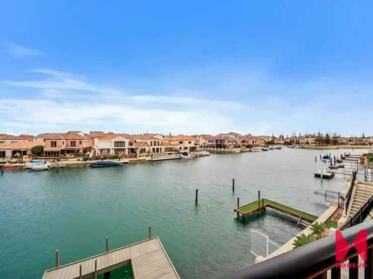 4 Bedroom Canal Front Home in Mandurah - Perfect for Families