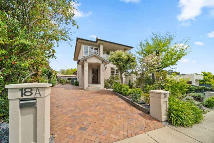 House For Sale in Canberra, Australian Capital Territory