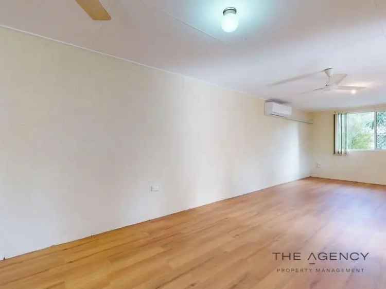 Apartment For Lease - 2/12 Macarthur Street, Koongal QLD 4701