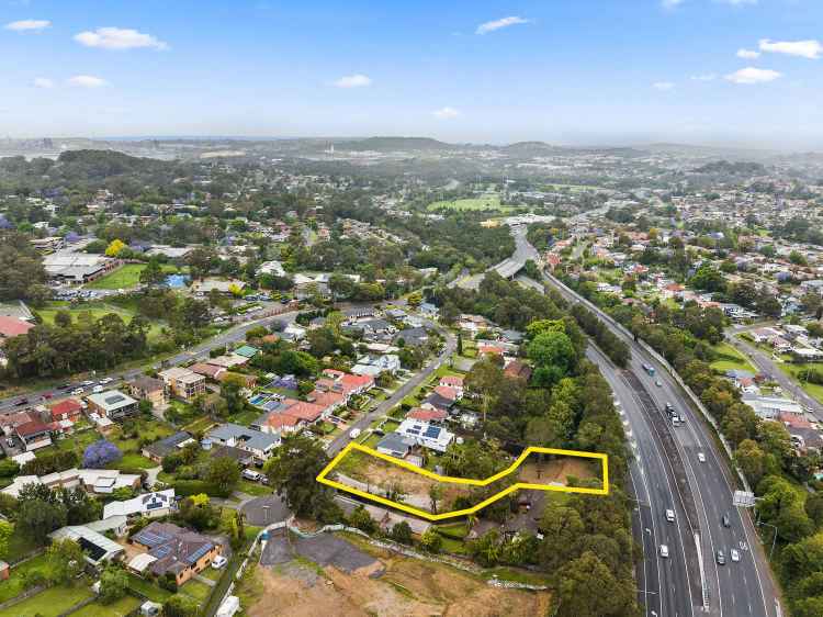 Opportunity Knocks on 2,447 sqm Block