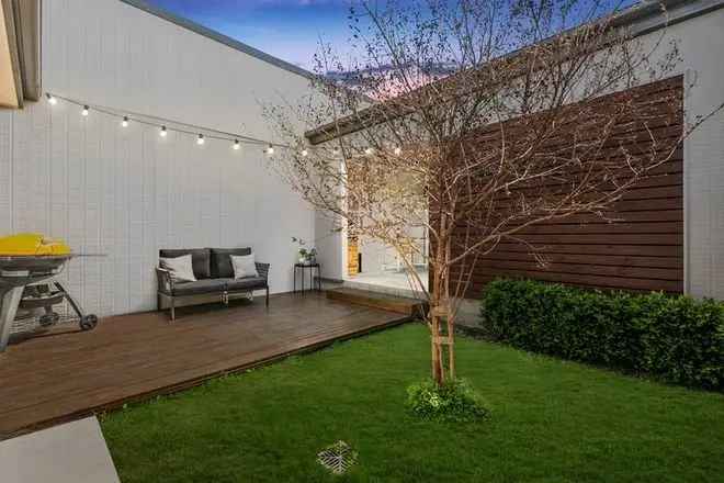 House For Sale in District of Gungahlin, Australian Capital Territory