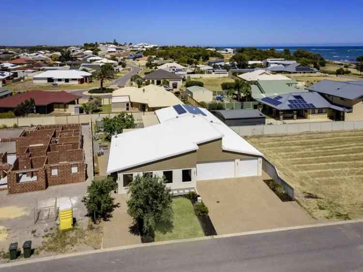 House For Sale in City Of Greater Geraldton, Western Australia