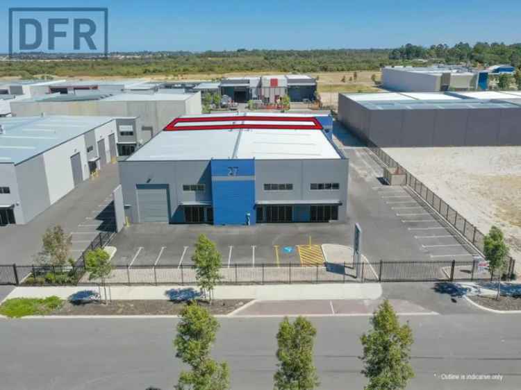 High Truss Warehouse For Storage - Crossroads Industrial Estate