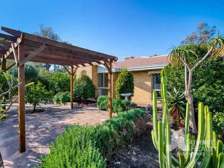 House For Sale in Shire Of Harvey, Western Australia