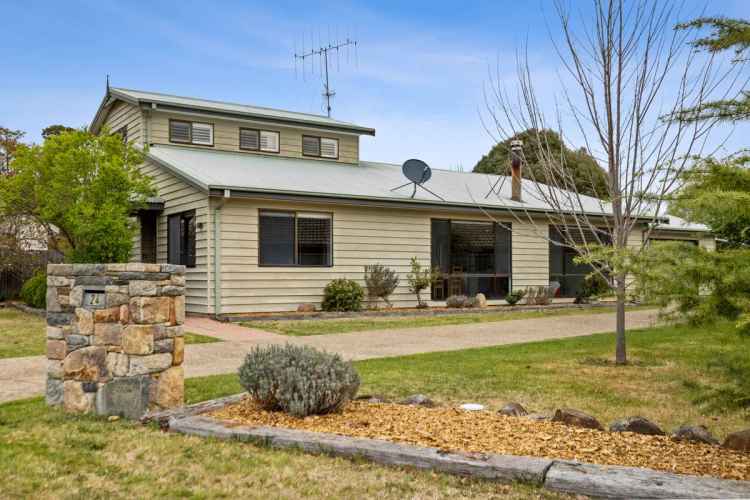 Spacious Family Home in Prime Berridale Location