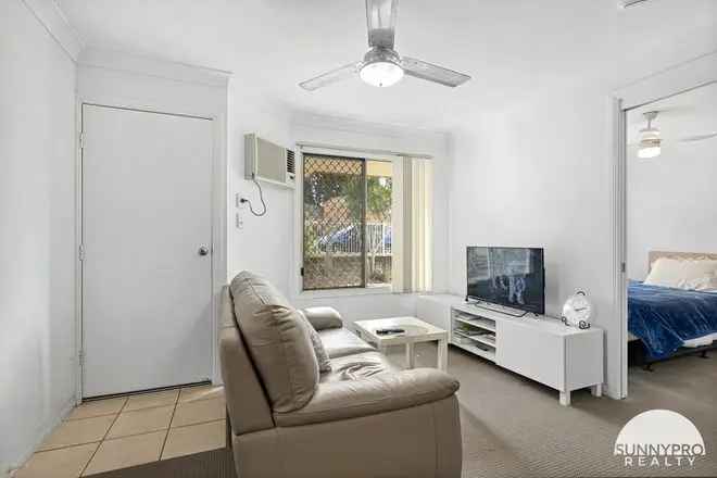 Villa For Sale in Brisbane City, Queensland