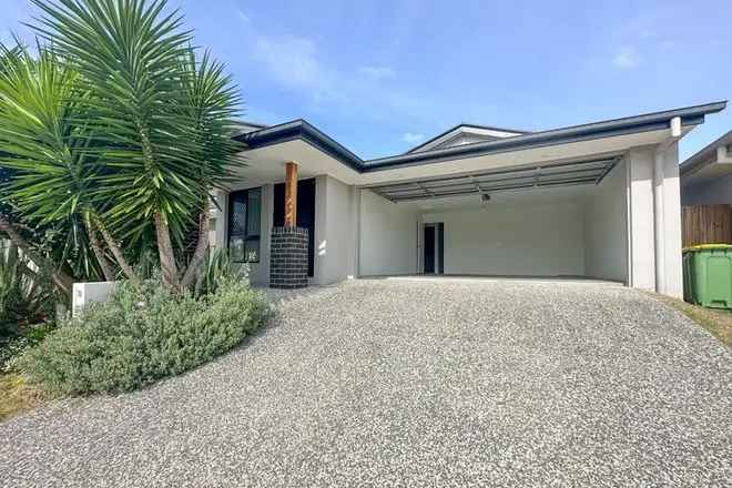 4 Bedroom, 2 Bathroom Home in Yarrabilba