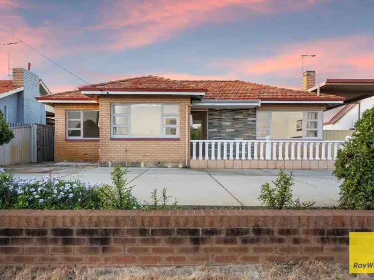 House For Sale in City of Bayswater, Western Australia