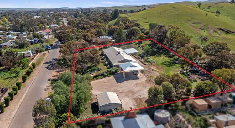 House For Sale in Burra, South Australia