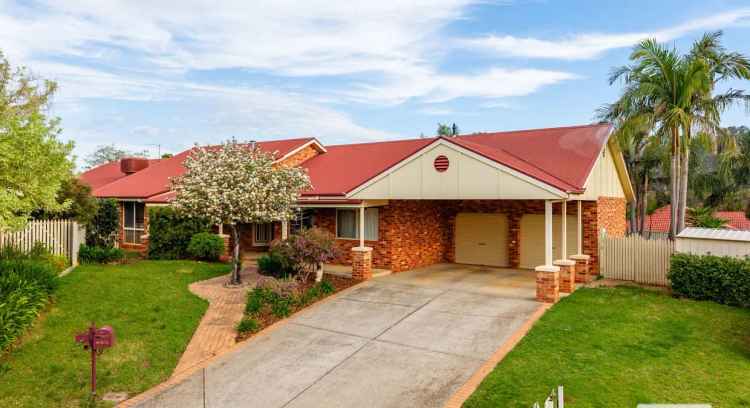 House For Sale in City of Wodonga, Victoria