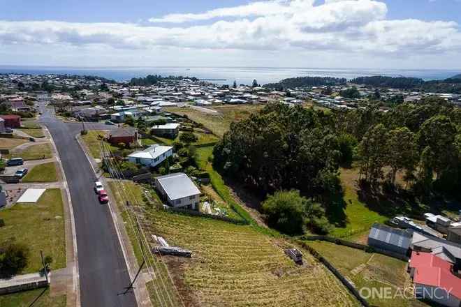 Land For Sale in Burnie, Tasmania