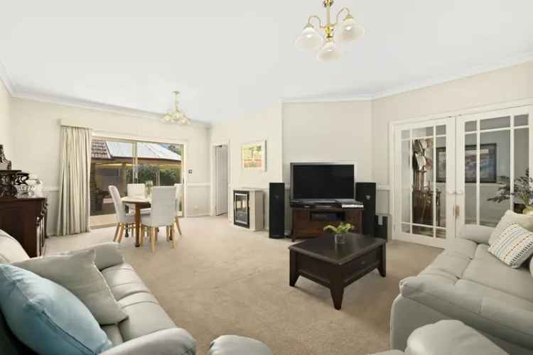 House For Sale in District of Tuggeranong, Australian Capital Territory