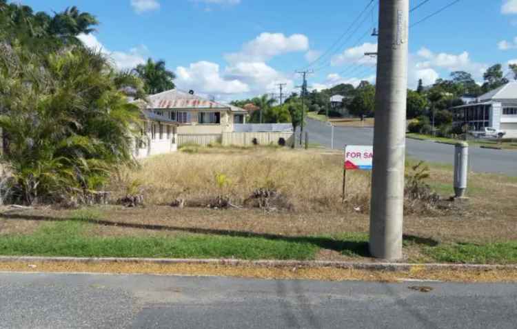 Vacant Corner Block Close To CBD, Schools and Hospital