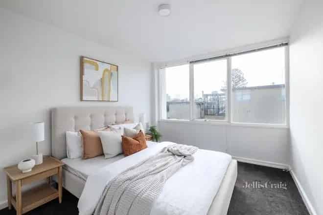 Apartment For Sale , 21, The Esplanade, Melbourne, Victoria
