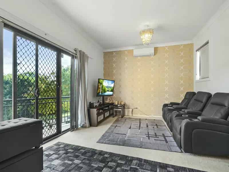 Buy House Stunning 3 Bedroom Home in Bradbury with Modern Features