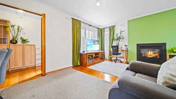 Charming Family Retreat with Bonus Studio & Ample Parking