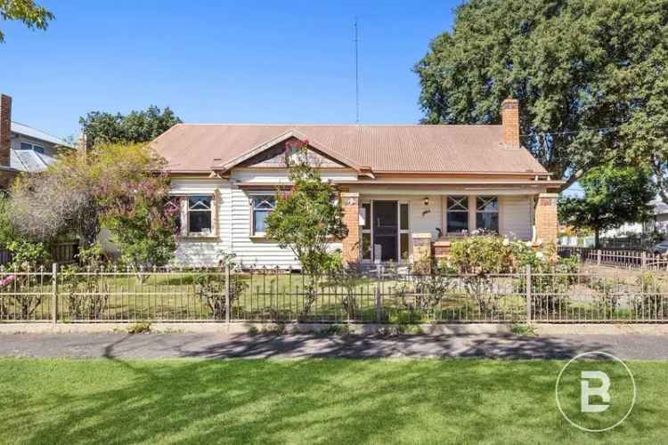 House For Sale in 1125, Gregory Street, Ballarat, Victoria