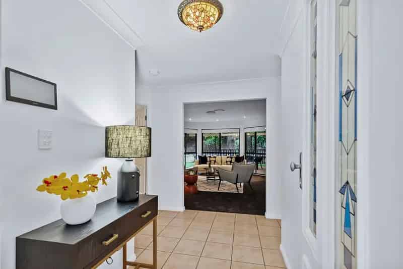 MODERN AND INVITING