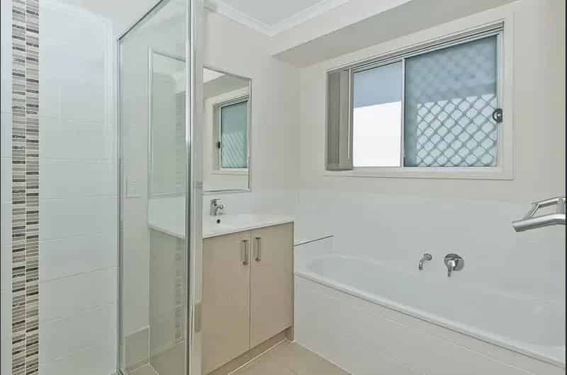 139 Cedar Creek Road, Upper Kedron QLD 4055 - House For Lease