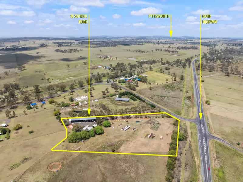 Don't Miss This Gem - Small Lifestyle with Road Train Access